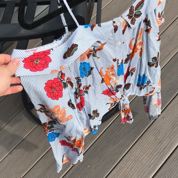 Off the shoulder floral top - Picture 2 of 5